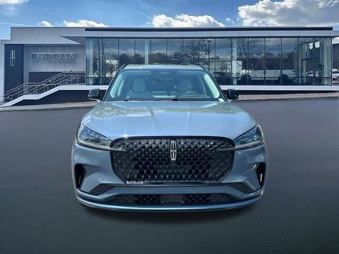 New 2026 Lincoln Aviator Reserve w/ Luxury Package AWD/4WD image 2