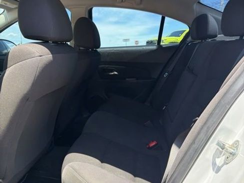 Used 2013 Chevrolet Cruze LT w/ RS Package FWD image 10