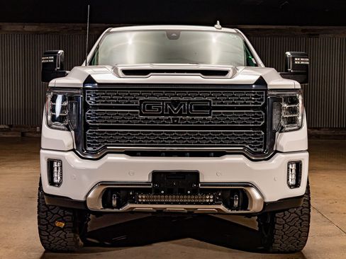 Used 2021 GMC Sierra 2500 Denali w/ Denali Ultimate Package image 2