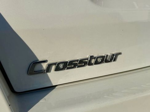 Used 2014 Honda Crosstour EX-L image 8