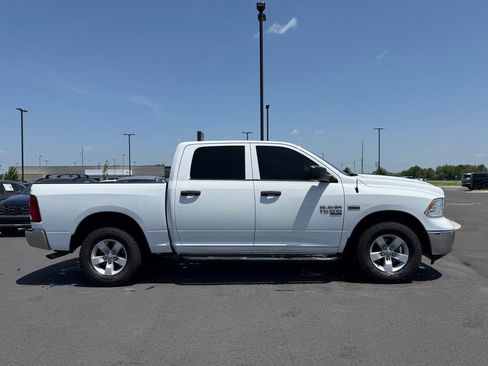 Used 2020 RAM 1500 Tradesman w/ Chrome Appearance Group AWD/4WD image 4