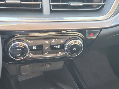 New 2026 Chevrolet Trax ACTIV w/ Sunroof Package image 18