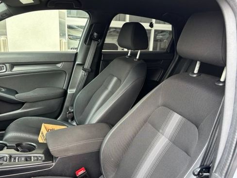 Used 2024 Honda Civic Sport image 9