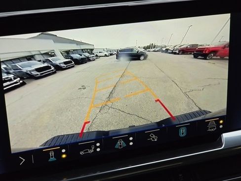 Used 2024 Chevrolet Silverado 3500 High Country image 8