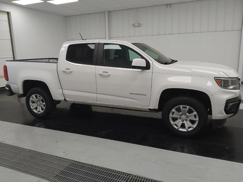 Used 2022 Chevrolet Colorado LT w/ LT Convenience Package RWD image 11