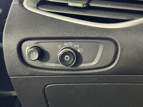 Used 2022 Chevrolet Malibu LT image 26