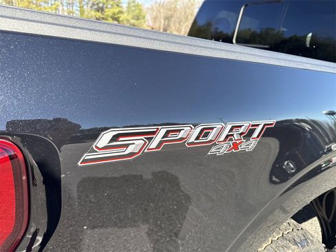 Used 2022 Ford F150 XLT w/ Equipment Group 302A High image 19