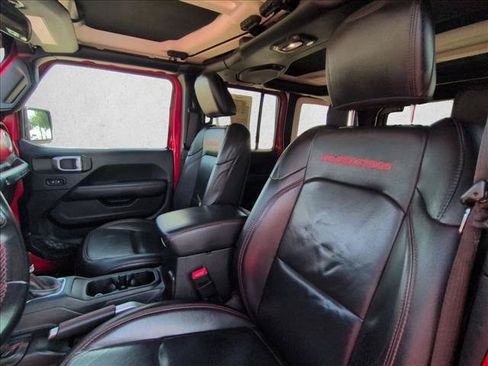 Used 2018 Jeep Wrangler Unlimited Rubicon AWD/4WD image 14