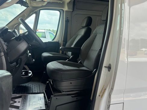 Used 2022 RAM ProMaster 3500 w/ Convenience Group FWD image 33