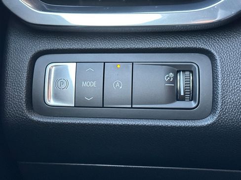 Certified 2024 GMC Acadia Elevation image 37