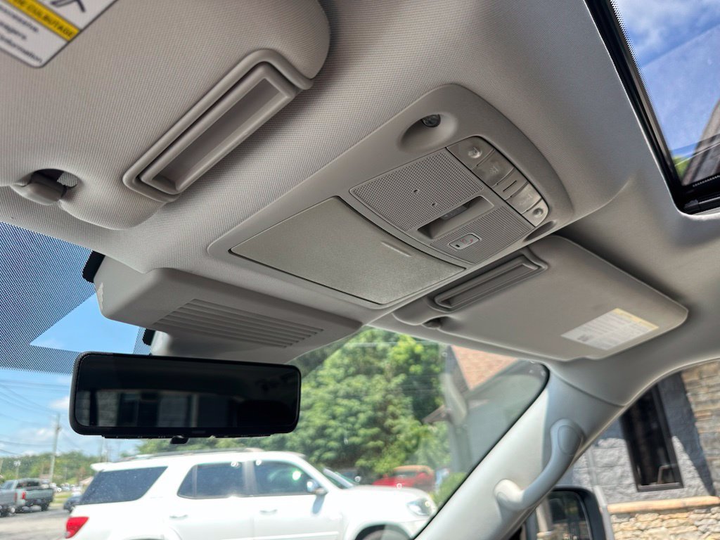 Used 2019 Nissan Armada Platinum w/ Captain's Chairs Package AWD/4WD image 25