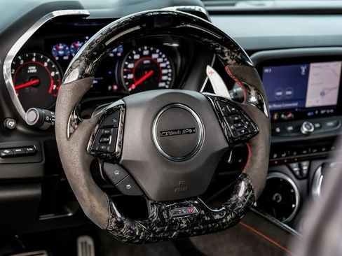 Used 2019 Chevrolet Camaro ZL1 RWD image 14
