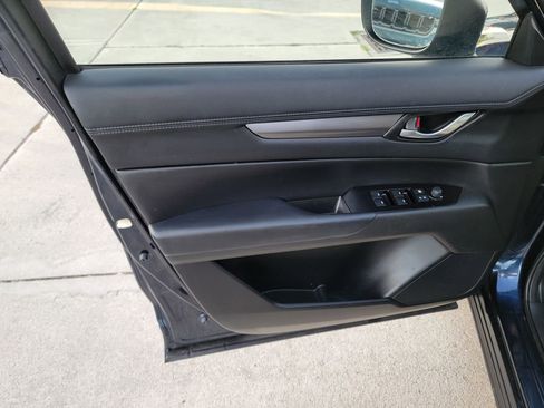 Used 2021 MAZDA CX-5 Touring FWD image 10