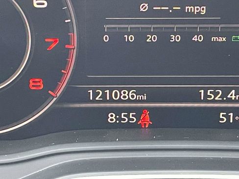 Used 2018 Audi Q5 2.0T Premium Plus w/ Premium Plus Package image 28