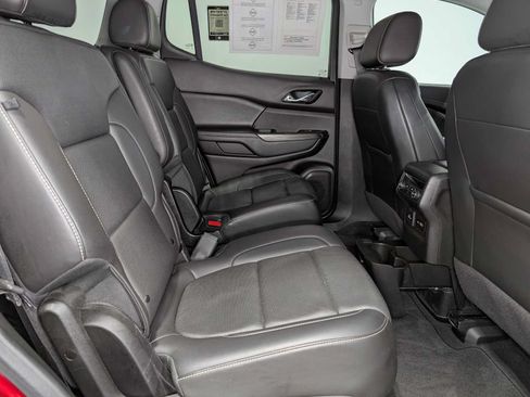 Certified 2023 GMC Acadia SLT AWD/4WD image 40