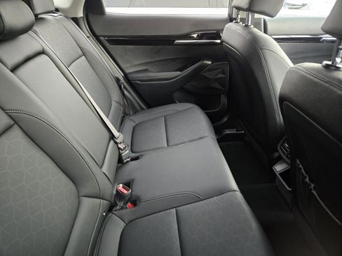 Certified 2025 Kia Seltos EX image 5