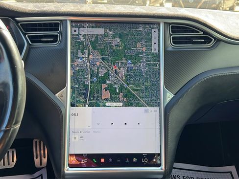 Used 2016 Tesla Model S P90D image 20