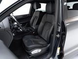 Certified 2021 Porsche Macan image 5
