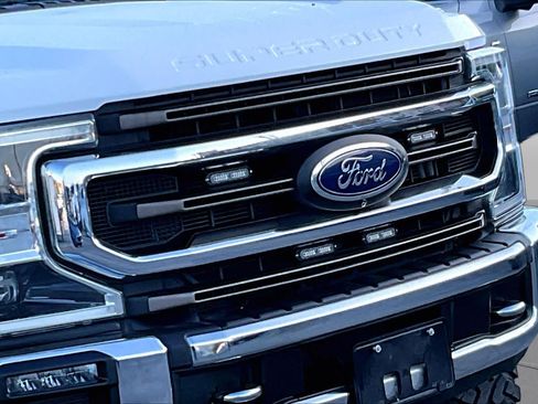 Used 2022 Ford F250 King Ranch w/ King Ranch Ultimate Package AWD/4WD image 25