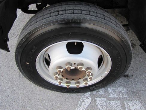 Used 2012 RAM 5500 SLT w/ Max Tow Pkg image 16