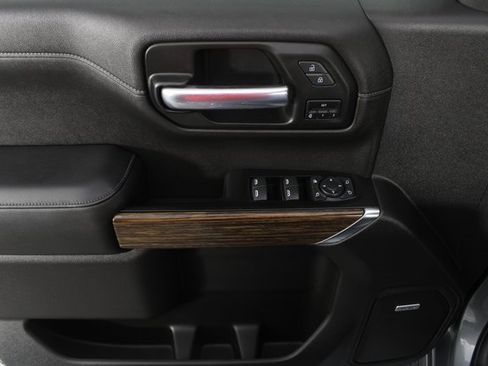 Used 2020 Chevrolet Silverado 1500 High Country image 14