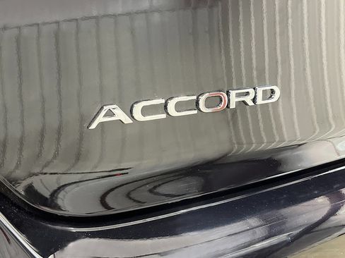 Used 2026 Honda Accord SE image 6
