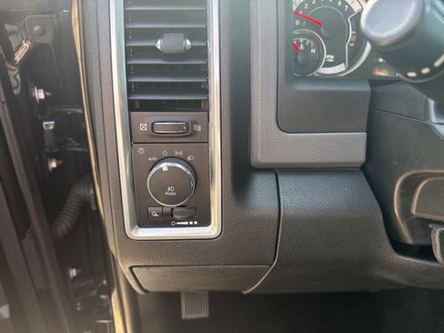 Used 2018 RAM 1500 Big Horn AWD/4WD image 14