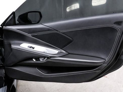 Used 2023 Chevrolet Corvette Stingray Coupe w/ Z51 Performance Package image 16