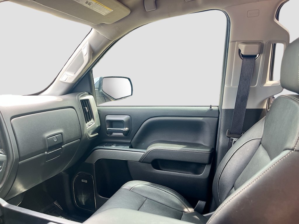 Used 2018 Chevrolet Silverado 1500 LTZ Z71 w/ Centennial Edition AWD/4WD image 23