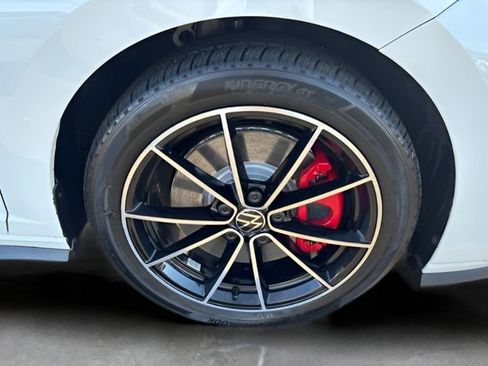 Used 2025 Volkswagen Jetta GLI Autobahn image 12