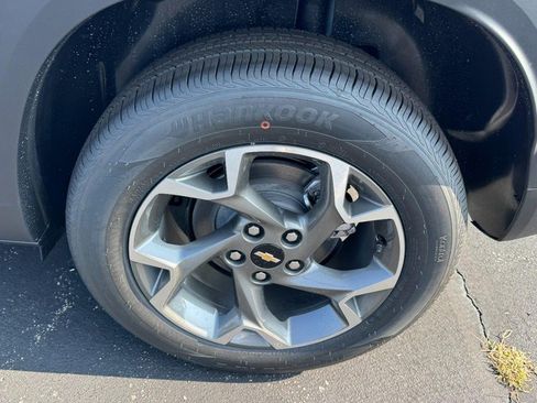 New 2026 Chevrolet Trax LT w/ Driver Confidence Package FWD image 6