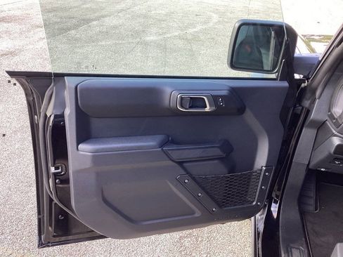 New 2025 Ford Bronco Badlands AWD/4WD image 24