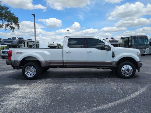 Certified 2022 Ford F450 King Ranch w/ King Ranch Ultimate Package AWD/4WD image 4