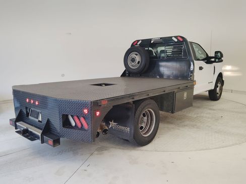 Used 2017 Ford F350 XL w/ Power Equipment Group image 7