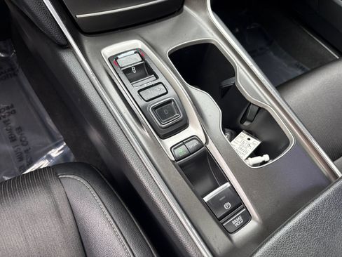 Used 2019 Honda Accord Sport image 28