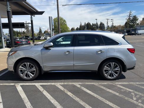 Used 2018 Acura MDX SH-AWD w/ Technology Package image 3