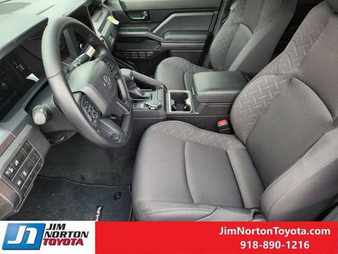 Used 2025 Toyota Tacoma SR5 image 12