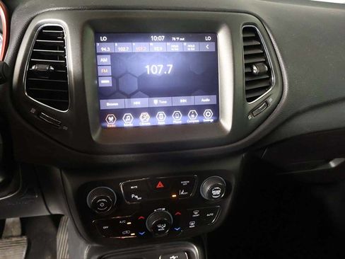 Used 2021 Jeep Compass Trailhawk AWD/4WD image 42