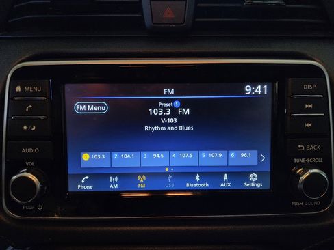 Used 2024 Nissan Versa S w/ S Plus Package image 25