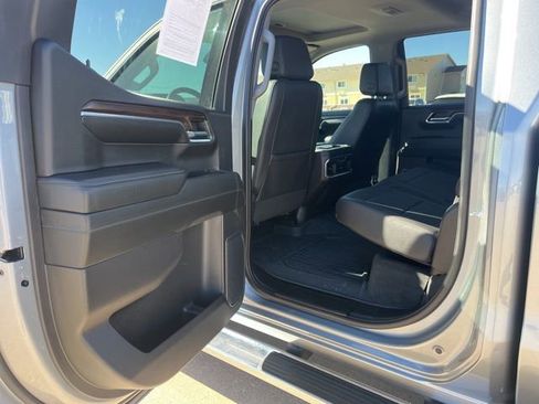 Used 2023 GMC Sierra 1500 SLT w/ SLT Premium Plus Package image 37