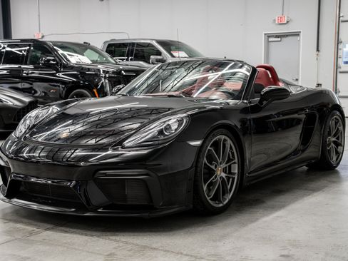 Used 2023 Porsche 718 Boxster Spyder RWD image 5