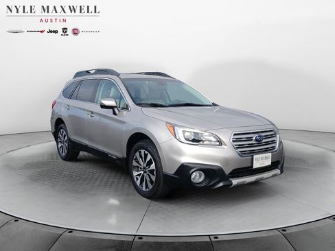 Used 2017 Subaru Outback 2.5i Limited AWD/4WD image 2