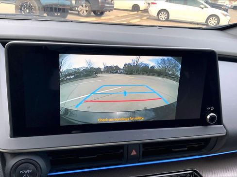 Used 2024 Toyota Prius Limited image 27