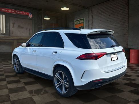 Used 2022 Mercedes-Benz GLE 350 4MATIC w/ AMG Line Exterior image 4
