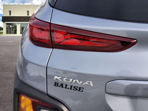 Used 2021 Hyundai Kona SEL Plus w/ Cargo Package image 9