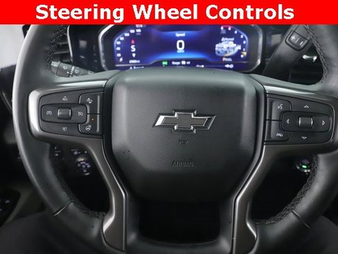 Used 2024 Chevrolet Silverado 2500 ZR2 w/ Technology Package image 23