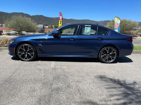 Used 2022 BMW 530e w/ Executive Package RWD image 8
