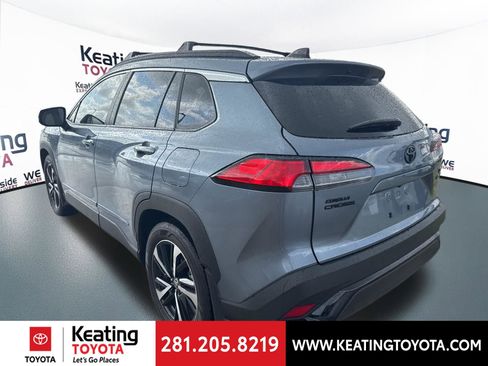 Used 2025 Toyota Corolla Cross AWD Hybrid w/ Convenience Package image 5