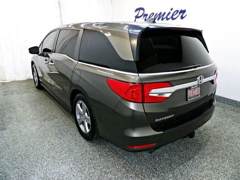 Used 2019 Honda Odyssey EX-L image 4