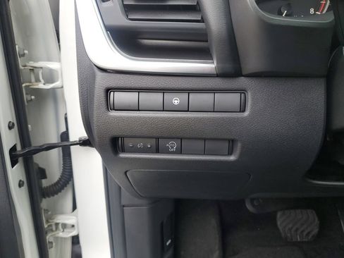 Certified 2023 Nissan Rogue SV AWD/4WD image 19